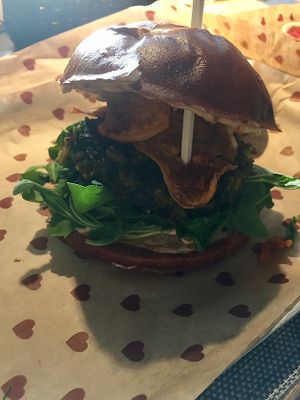 Hanf I’m Gluck with pretzel bun  at Burgerheart in Regensburg