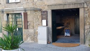 "SEMENTE" - an all vegan estaurant and cafe. at Semente - Art - Coffee & Plant Based Food in Braga