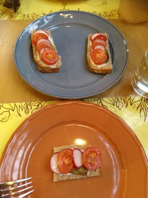 Cherry tomatoes toast at Semente - Art - Coffee & Plant Based Food in Braga