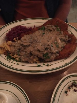 Jägerschnitzel 😋 at Hinterhof in Los Angeles
