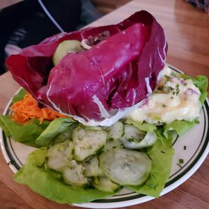 A mix of all their salads. They were delicious 😋 at Hinterhof in Los Angeles