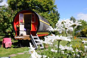 Romantic Romany wagons ,with the luxory of hot showers in the house and a veggie breakfast in the restaurant at The Phoenix Vegetarian Restaurant & Accommodation in Castlemaine