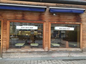 Devant  at Bob's Bake Shop in Paris