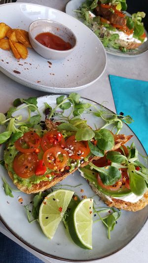 Breakfast at Healthy Lousa's at Healthy Louisa in Leicester