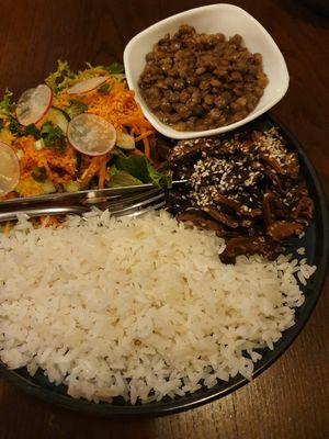 Plato casado con hongos shiitake/ Casado plate with shiitake mushrooms at Café Rojo  in San Jose