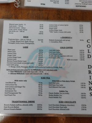 Vegan Lassi too 😍 at Aadha-Aadha Café in Varanasi