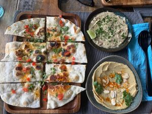 Flatbread and some dips  at Gecko Republic Jungle Cafe in Koh Tao