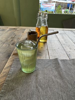 kombucha at Gecko Republic Jungle Cafe in Koh Tao