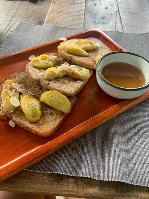 Coconut french toast at Gecko Republic Jungle Cafe in Koh Tao