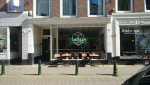 Rest at Fast & Vegan in The Hague