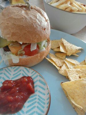 beyond burger at Fast & Vegan in The Hague