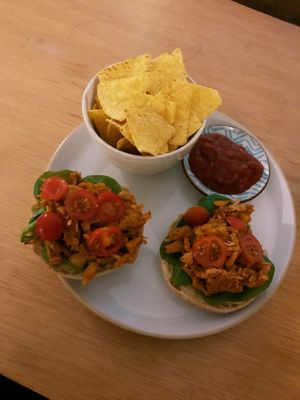 Pulled jackfruit so yummy! at Fast & Vegan in The Hague