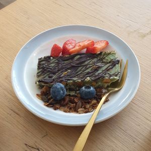 Dessert, a chocolate and matcha bar at Fast & Vegan in The Hague