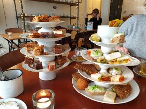 High tea at Fast & Vegan in The Hague