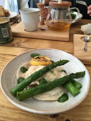 Ricotta and Pea Ravioli with Asparagus Spears. at Jaunty Goat Coffee - Northgate St in Chester