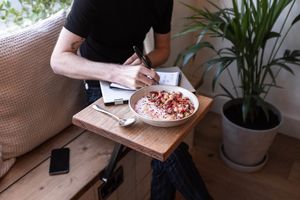 Organic porridge and window seating at Northgate Street at Jaunty Goat Coffee - Northgate St in Chester