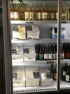 Flour and beer  at L'Epicerie Kilogramme in Paris