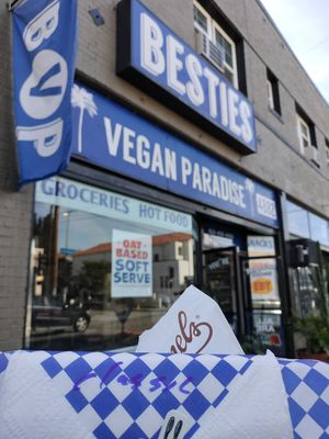 🌭 at BESTIES Vegan Paradise - Hollywood in Hollywood