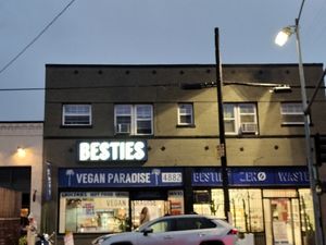 Rainy BESTIES 😊 at BESTIES Vegan Paradise - Hollywood in Hollywood