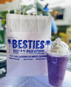 Ube shake #Veganuary at BESTIES Vegan Paradise - Hollywood in Hollywood