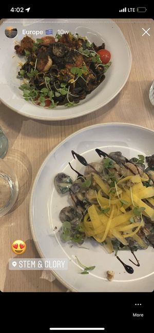 King oyster scallops  at Stem & Glory in London