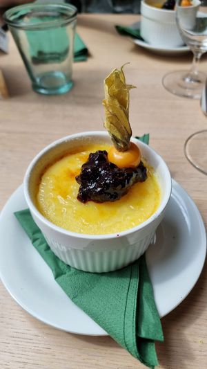 Crème brûlée at Stem & Glory in London