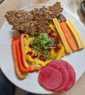 Golden Hummus (7/10) at Stem & Glory in London