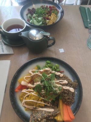 Yoga Bowl (mine) and Mediterrane Bowl  at Stem & Glory in London