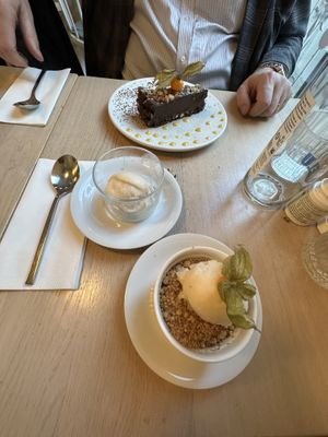 Vegan Desserts to die for 🌱  at Stem & Glory in London