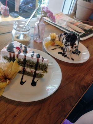 Cake at Veg room in Berlin
