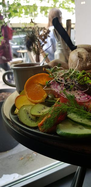 Savoury breakfast with hot chocolate at Veg room in Berlin
