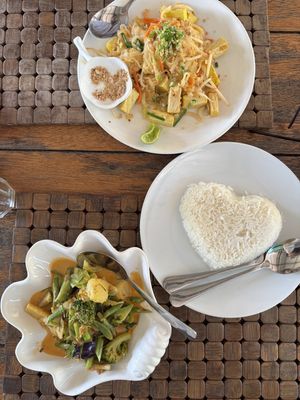 Pad Thai and panang curry   at Sea Gypsea in Koh Yao Noi