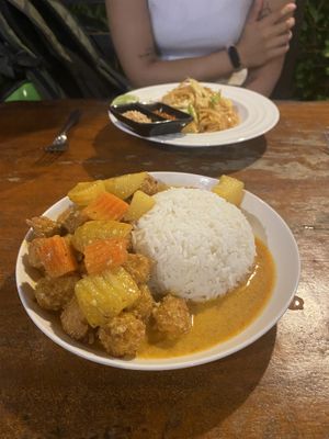Rice massaman curry with tofu  at Yawee in Koh Lanta
