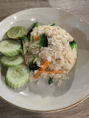 Vegan Stir Fried Rice 🍚 at Yawee in Koh Lanta