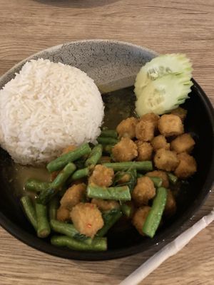 Rice topped fried tofu red curry  at Yawee in Koh Lanta