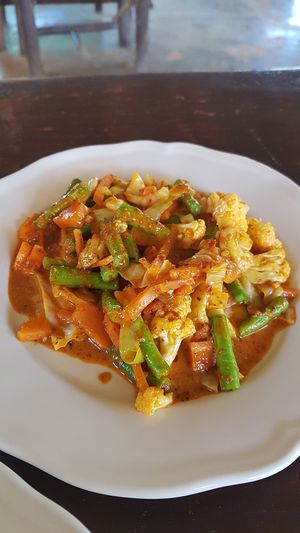 All vegan.. really delicious panang vegetables at Yawee in Koh Lanta