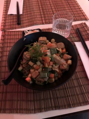 tofu + veggie rice bowl  at Ra'mien in Vienna