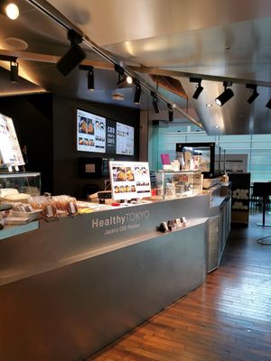 Stylish design at HND - HealthyTOKYO Cafe & Shop - T2 in Tokyo