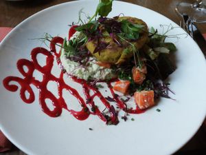 Green pea and onion cutlets at Rataskaevu 16 in Tallinn