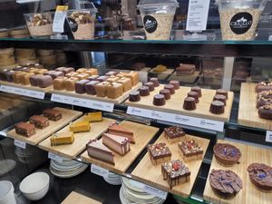 Cake selection at Criollo Chocolate Café in Drammen