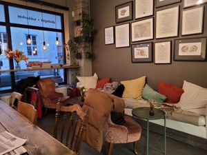 Inside seating at Criollo Chocolate Café in Drammen