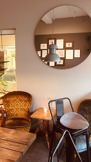 Interior at Criollo Chocolate Café in Drammen