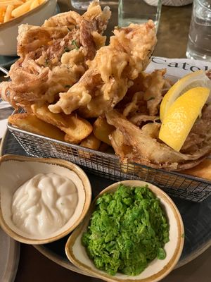 Vegan banana blossom and chips at Racks in Bristol