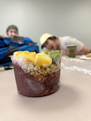 Side view with a cameo of some friends 😆  at Sunset Bowls - Food Truck in Fort Walton Beach