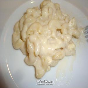 vegan mac and cheese at Red Velvet Cafe - Sahara in Las Vegas