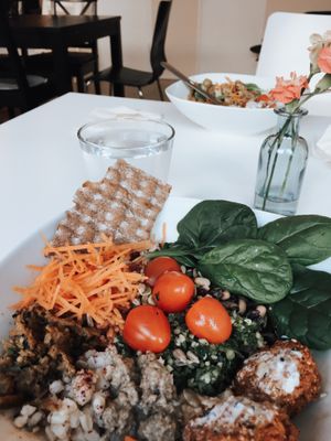 Fresh, nutritious salad with so many tastes. I enjoyed it very much!! at Bean There Cafe in Helsinki