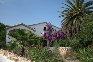 Cal Pau Cruset at Alaya Retreat Centre in Torrelles De Foix