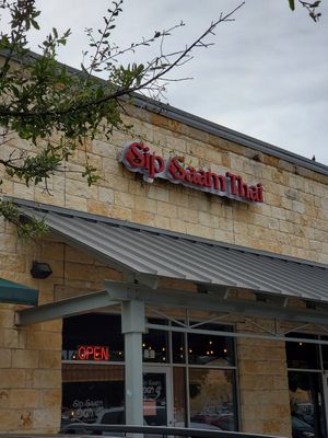 Outside at Sip Saam Thai in Austin