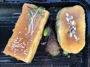 Delicious DENGAKU

"Broiled eggplant tofu, and portobello mushroom with miso-paste glaze.” #Veganuary at Cha-Ya in Berkeley