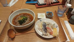 Soba noodles and tempura at Tateshinaan in Tokyo